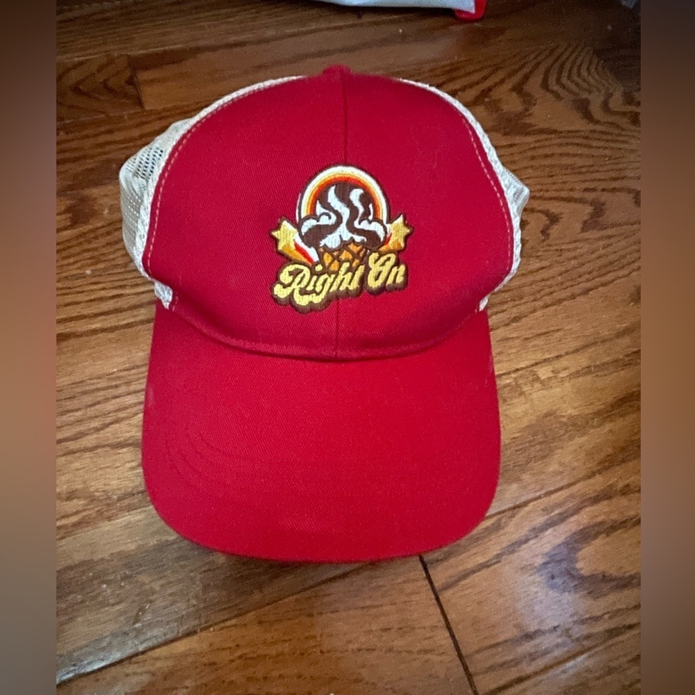 Ben & Jerry’s “Right On” Hat Organic Material

It is one size.